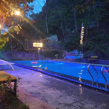 Song Toan Hotel Phong Nha Exterior photo