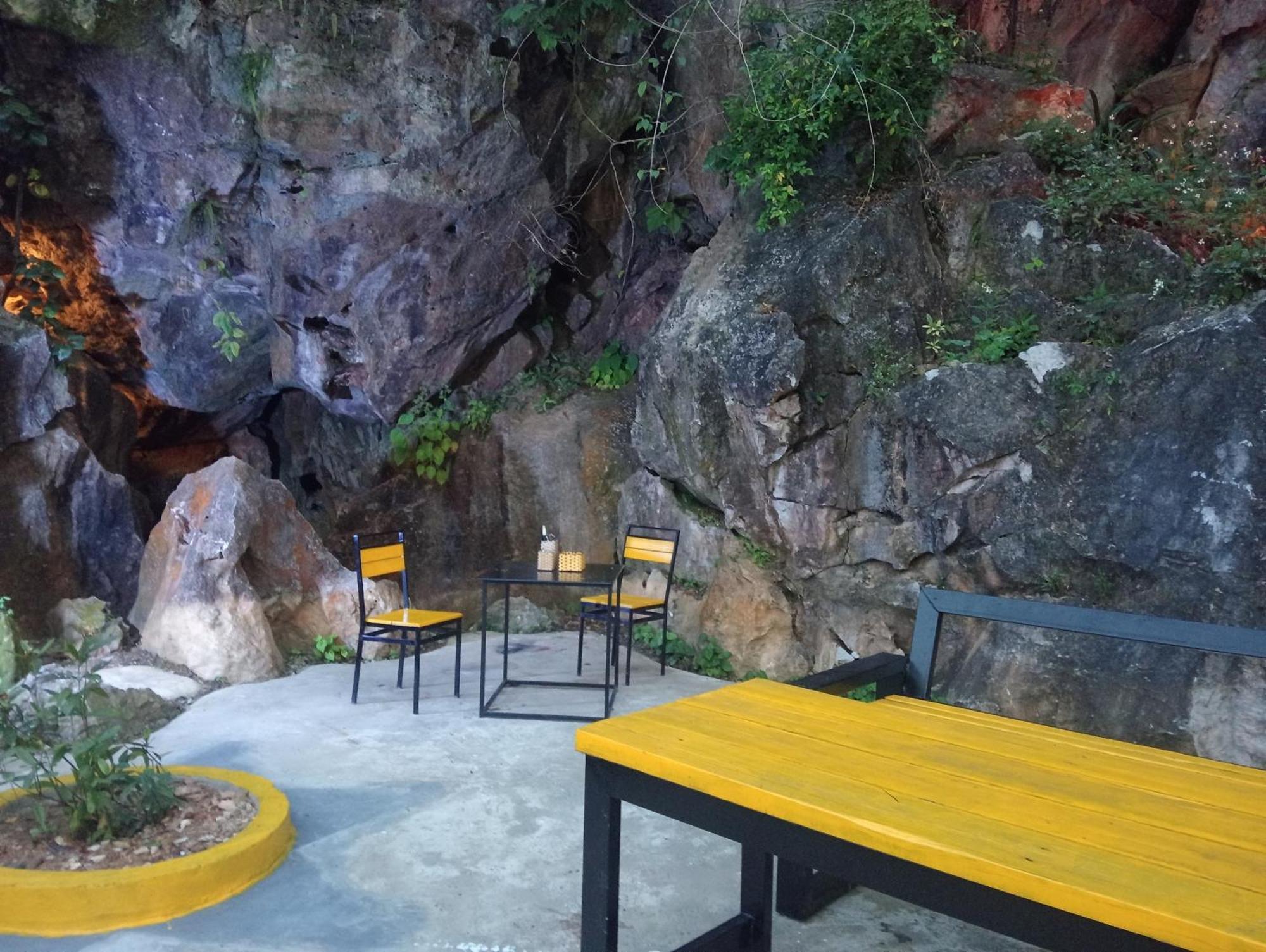 Song Toan Hotel Phong Nha Exterior photo