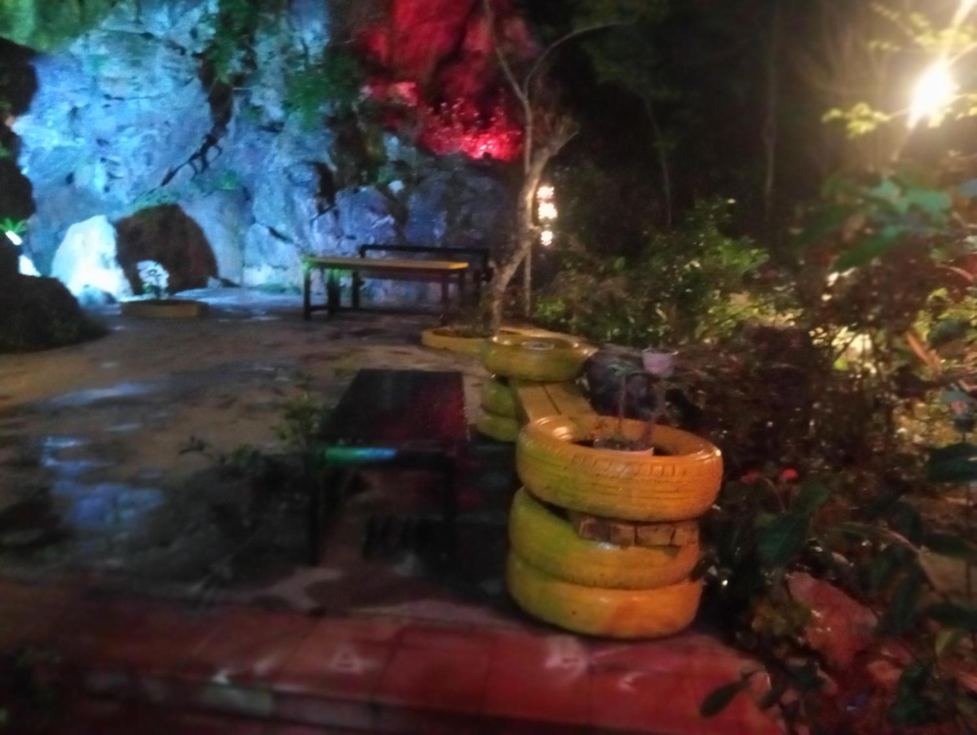 Song Toan Hotel Phong Nha Exterior photo