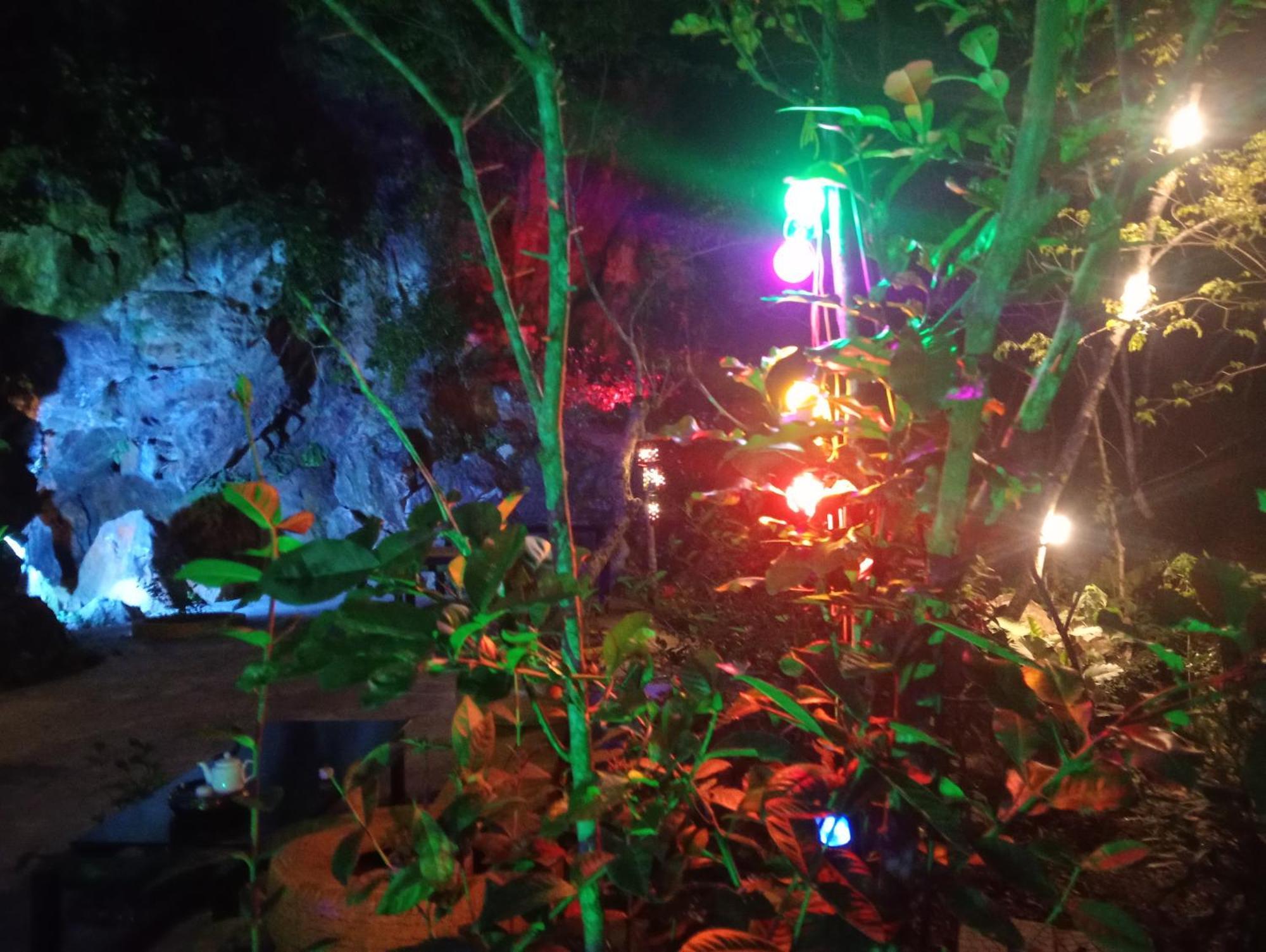 Song Toan Hotel Phong Nha Exterior photo
